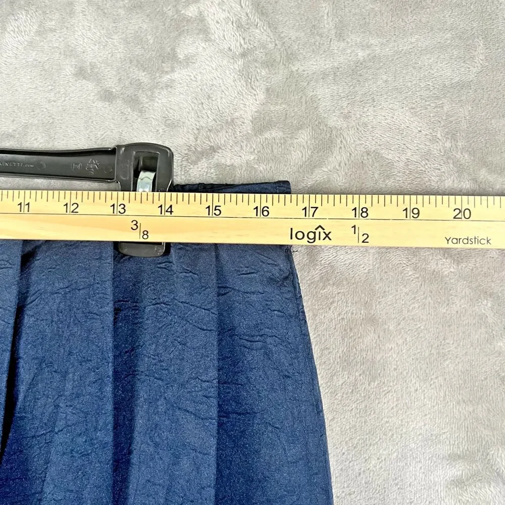 Future Collective Women’s Navy Satin Wide Leg Pleated Pants Size Med High Rise
